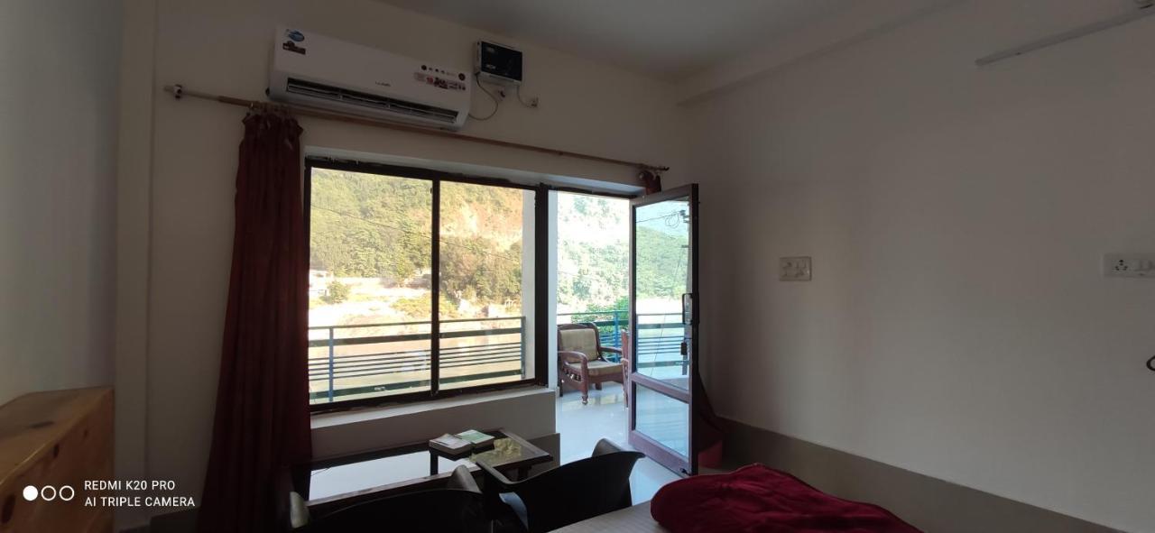 H7 Stay On The Ganges, Yoga & Spa Resort, Rishīkesh Esterno foto