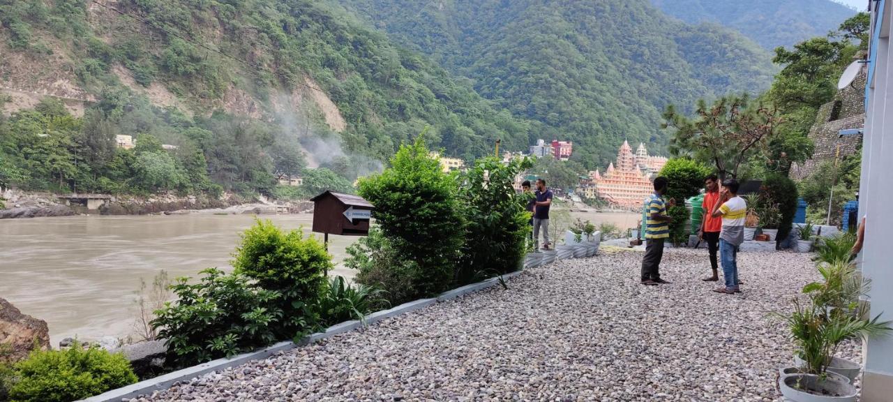 H7 Stay On The Ganges, Yoga & Spa Resort, Rishīkesh Esterno foto
